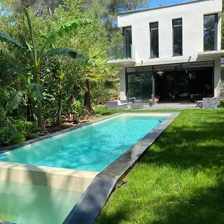 La Maison De Joy Dans Le Parc Des Elfes مونْفيرييي سور لي